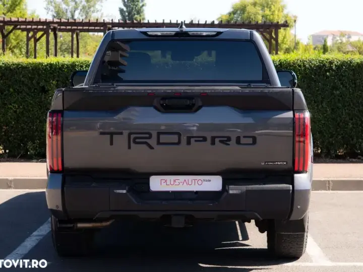 Toyota Tundra III