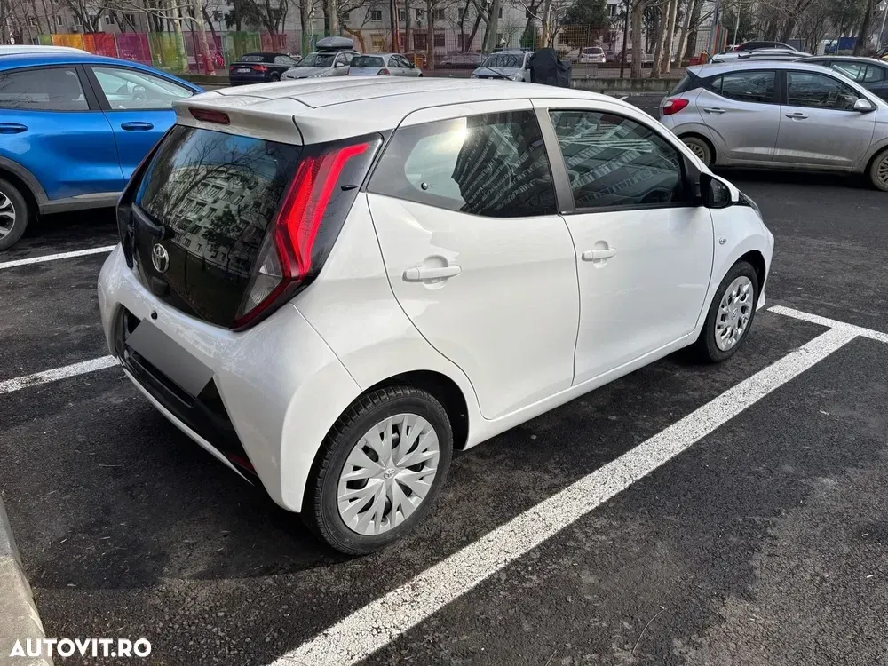 Toyota Aygo II 1.0 VVY-I 5 usi X — imagine 4