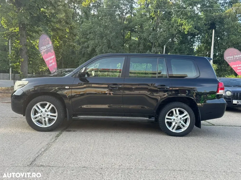 Toyota Land Cruiser V8 4.5 Aut Executive — imagine 2