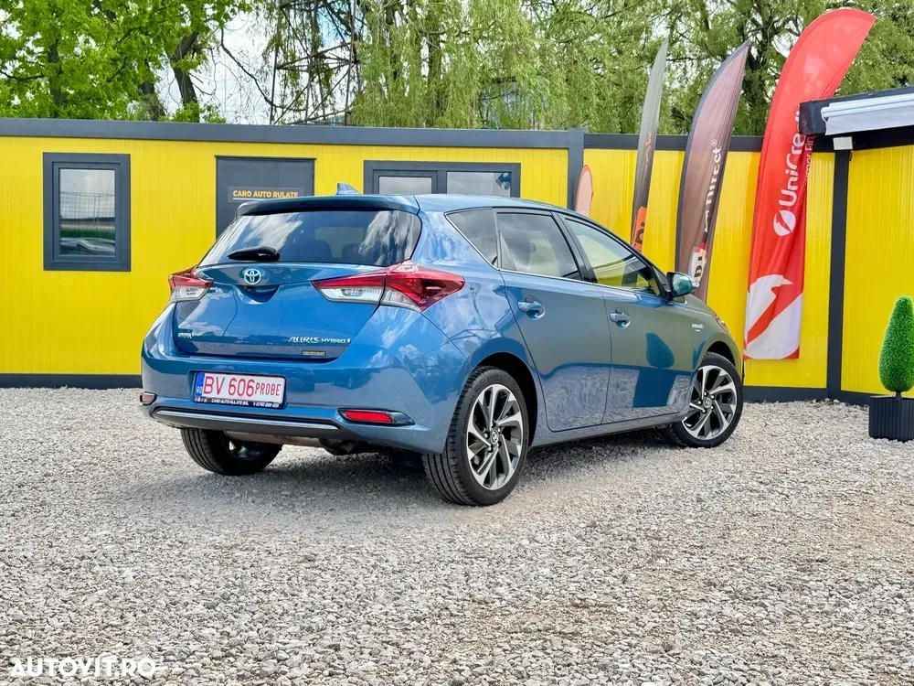 Toyota Auris II 1.8 VVT-i Automatik Team Deutschland — imagine 4