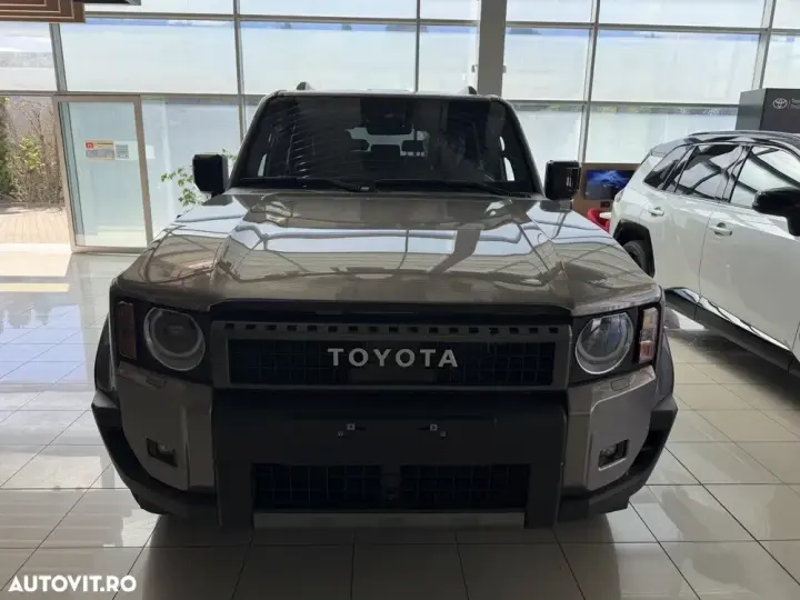 Toyota Land Cruiser 250 2.8l D-4D 204 CP MHEV A/T 7 locuri Executive