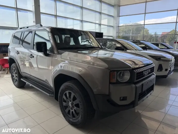 Toyota Land Cruiser 250 2.8l D-4D 204 CP MHEV A/T 7 locuri Executive