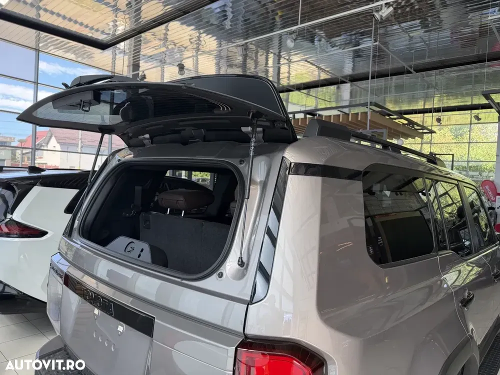 Toyota Land Cruiser 250 2.8l D-4D 204 CP MHEV A/T 7 locuri Executive — imagine 6
