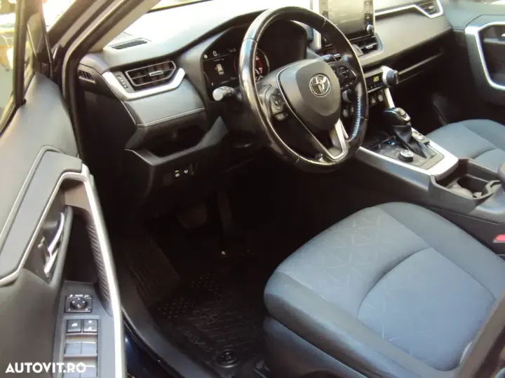 Toyota RAV4 V 2.0P CVT AWD Dynamic