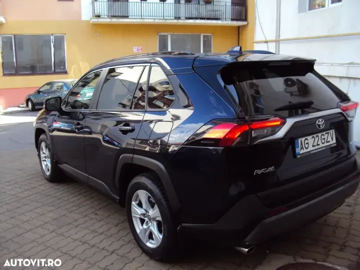 Toyota RAV4 V 2.0P CVT AWD Dynamic