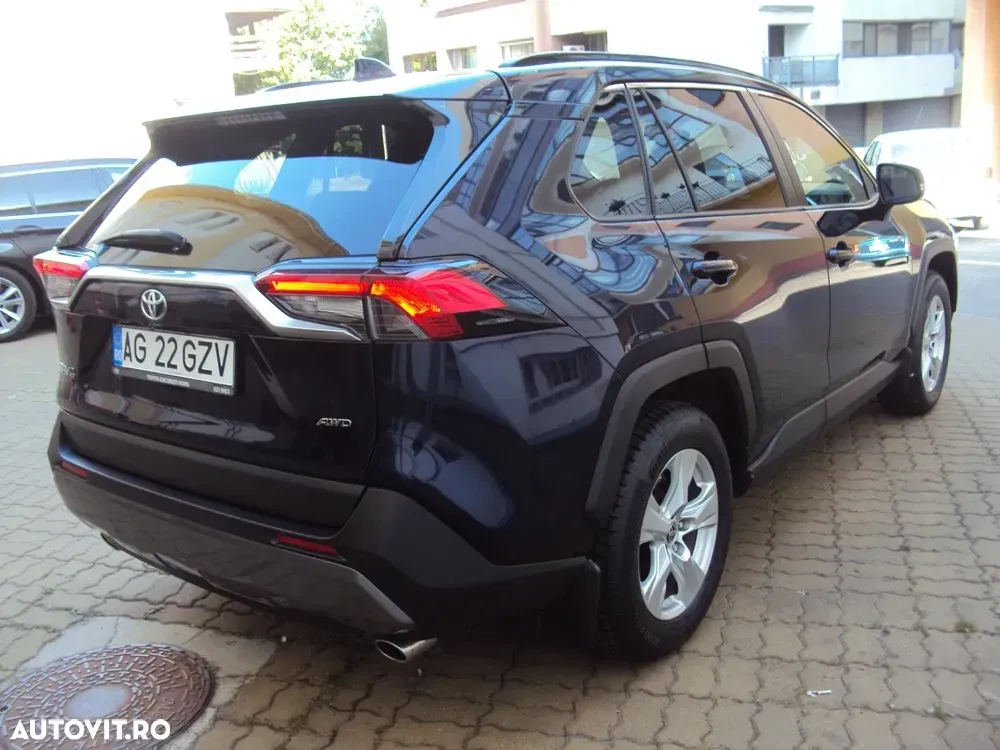 Toyota RAV4 V 2.0P CVT AWD Dynamic — imagine 3