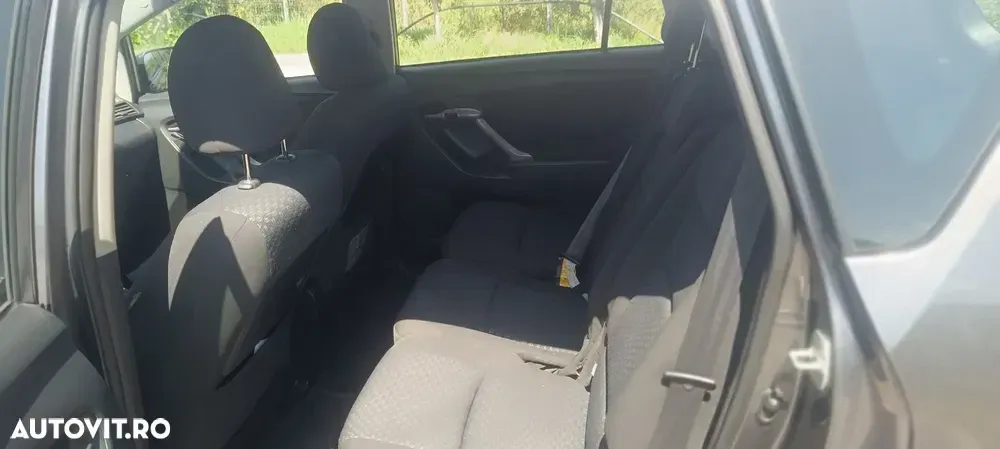 Toyota Verso 2.0 D-4D DPF Sol — imagine 5