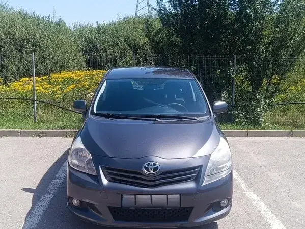 Toyota Verso 2.0 D-4D DPF Sol