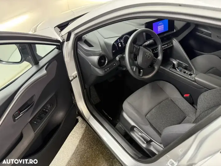 Toyota C-HR 1.8 HEV 140 CP 4x2 CVT Active