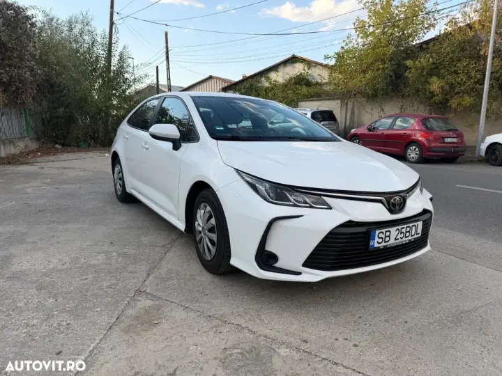 Toyota Corolla 1.5 TNGA MT Business