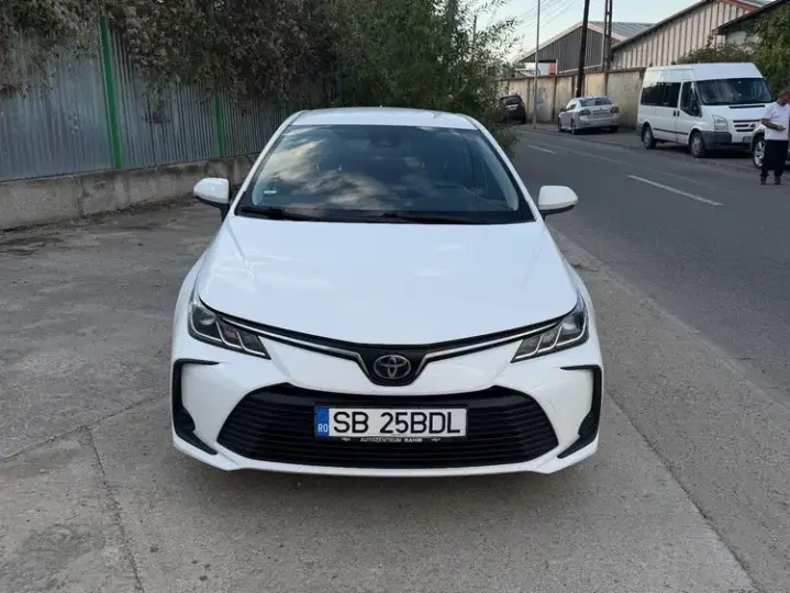 Toyota Corolla 1.5 TNGA MT Business