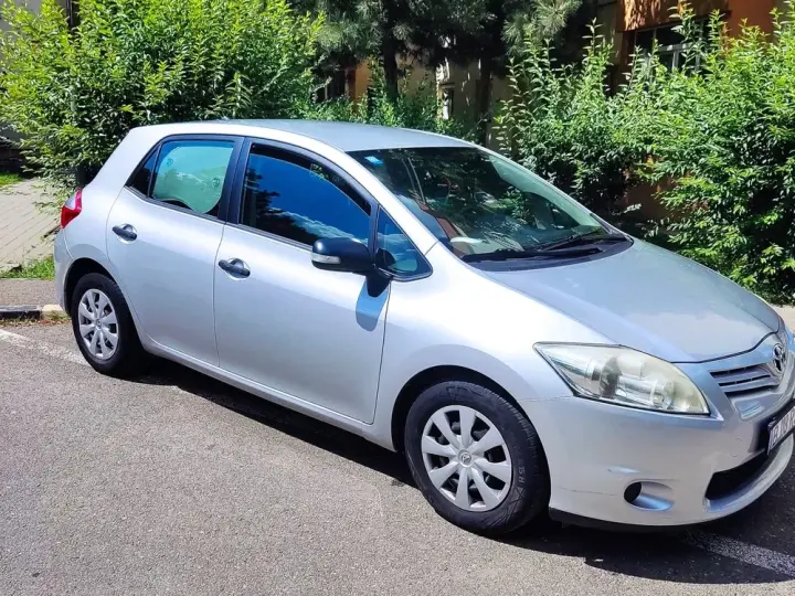 Toyota Auris 1.3 Dual VVT-i Executive