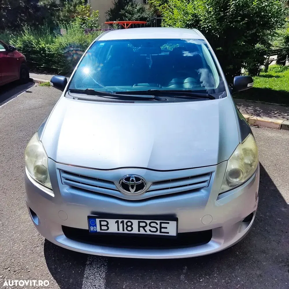 Toyota Auris 1.3 Dual VVT-i Executive — imagine 5