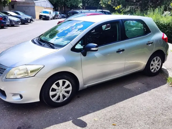 Toyota Auris 1.3 Dual VVT-i Executive