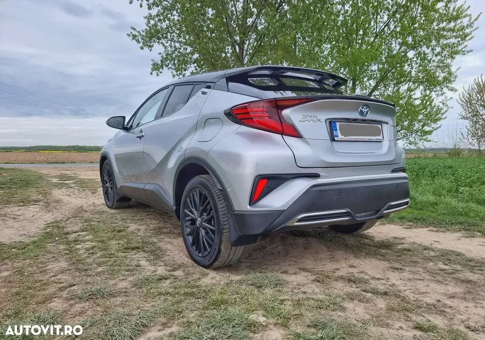 Toyota C-HR 2.0 HSD 184 CP 4x2 CVT C-lassy bi-tone — imagine 5