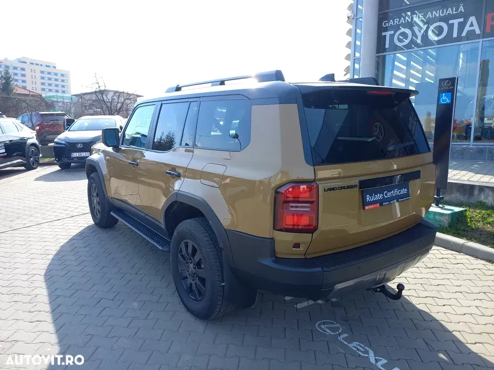 Toyota Land Cruiser — imagine 4