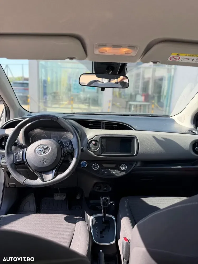 Toyota Yaris — imagine 5