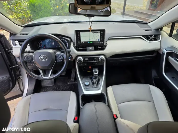 Toyota RAV4 V 2.5 VVT-iE 4x4 Luxury Plus