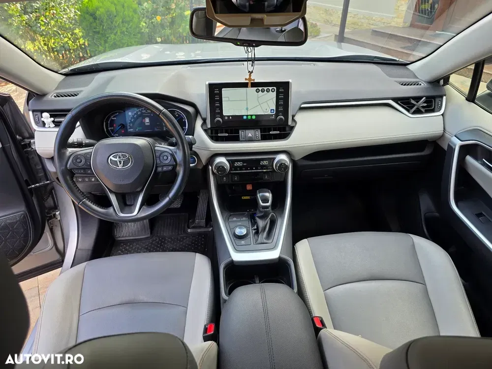 Toyota RAV4 V 2.5 VVT-iE 4x4 Luxury Plus — imagine 4