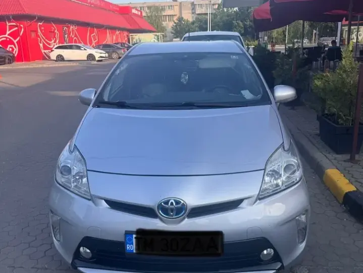 Toyota Prius III 1.8 Dual VVT-i Luna