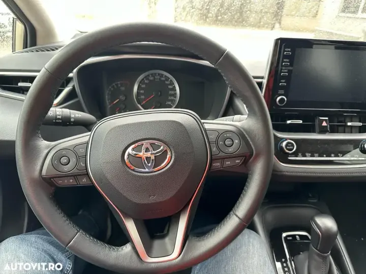 Toyota Corolla XII Sedan 1.5 TNGA CVT Business