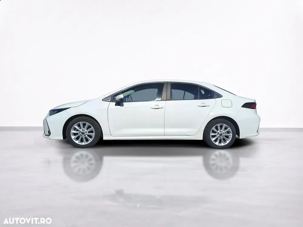 Toyota Corolla — imagine 2