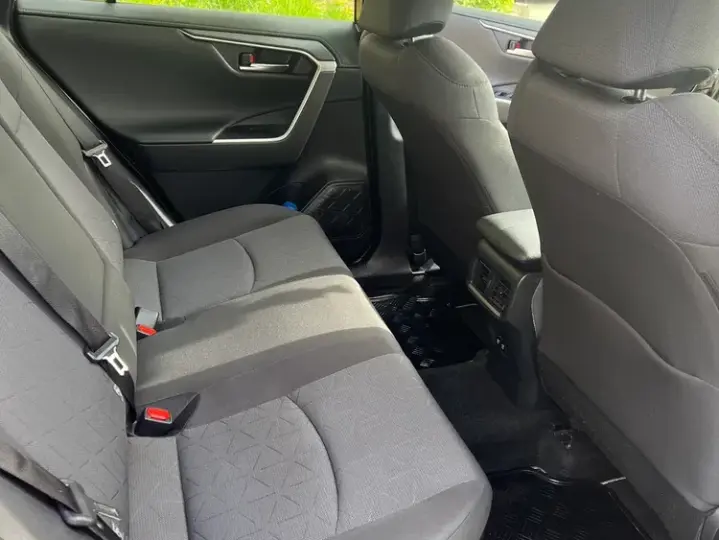 Toyota RAV4 V 2.0P CVT AWD Dynamic