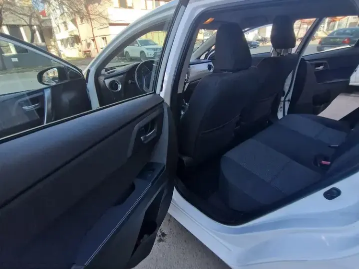 Toyota Auris 1.6 L Valvematic Luna
