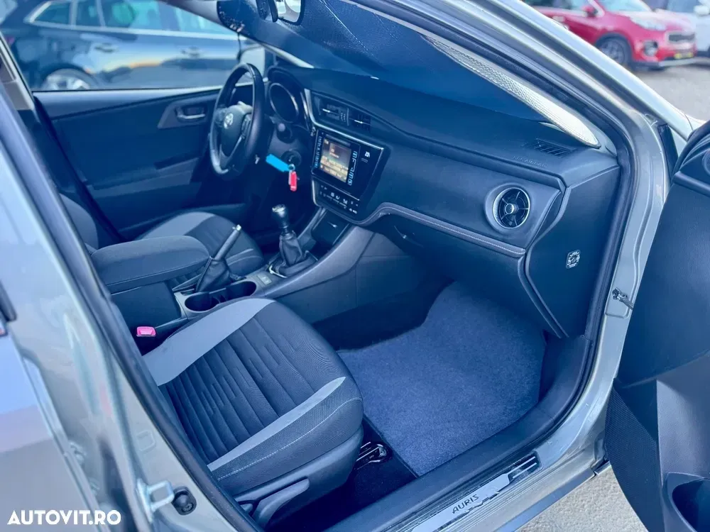 Toyota Auris II — imagine 5
