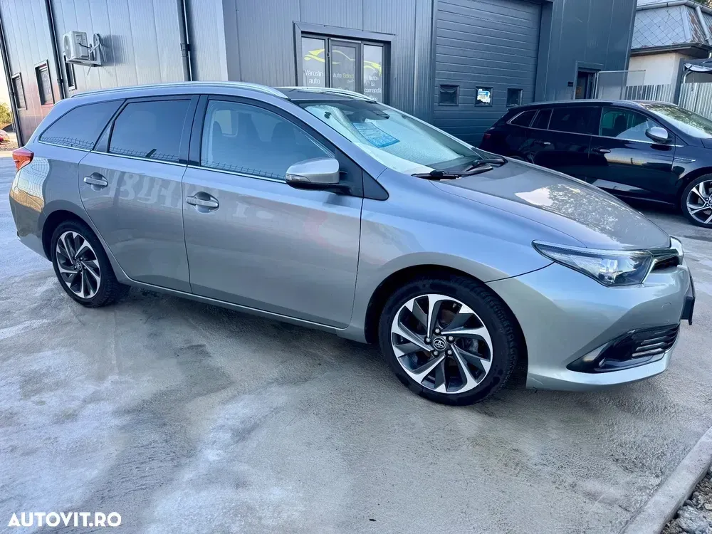 Toyota Auris II — imagine 6