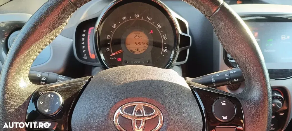 Toyota Aygo II x-play — imagine 3
