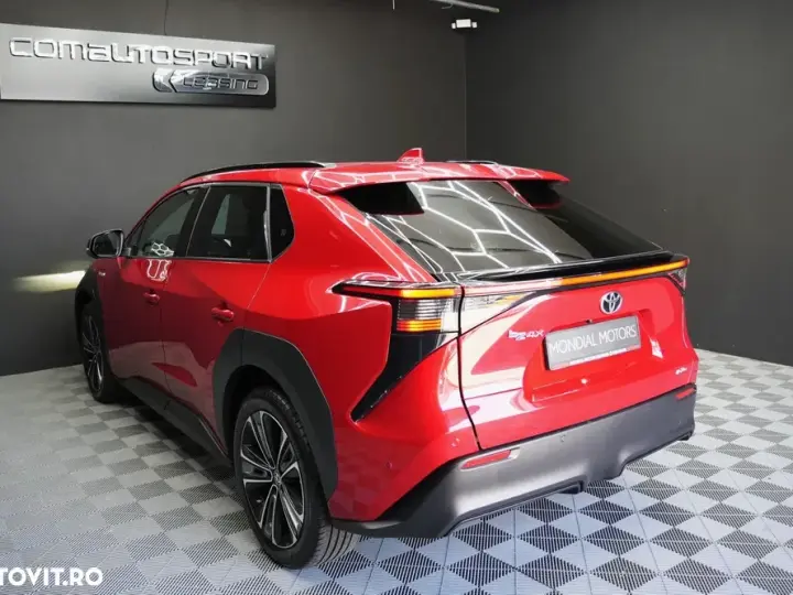 Toyota BZ4X 160 KW AWD Luxury
