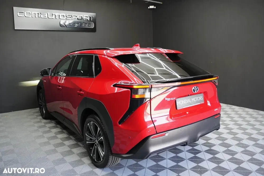 Toyota BZ4X 160 KW AWD Luxury — imagine 4