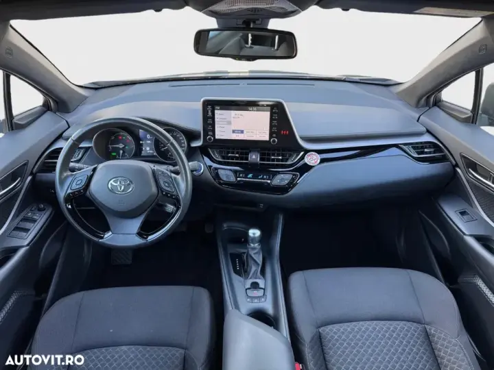 Toyota C-HR 1.8 HSD 4x2 CVT C-lassy