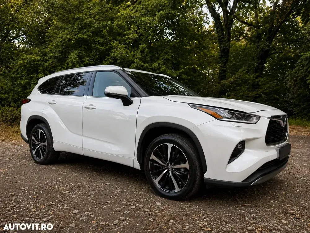 Toyota Highlander IV 2.5 L Dynamic Force 248CP Luxury Pearly — imagine 4