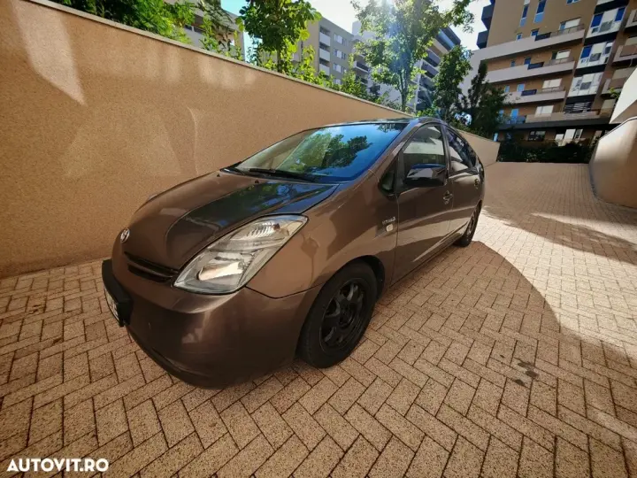 Toyota Prius II Sol