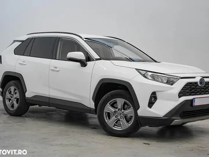 Toyota RAV4 V