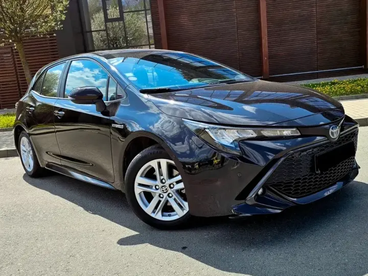 Toyota Corolla 1.8 HSD Dynamic