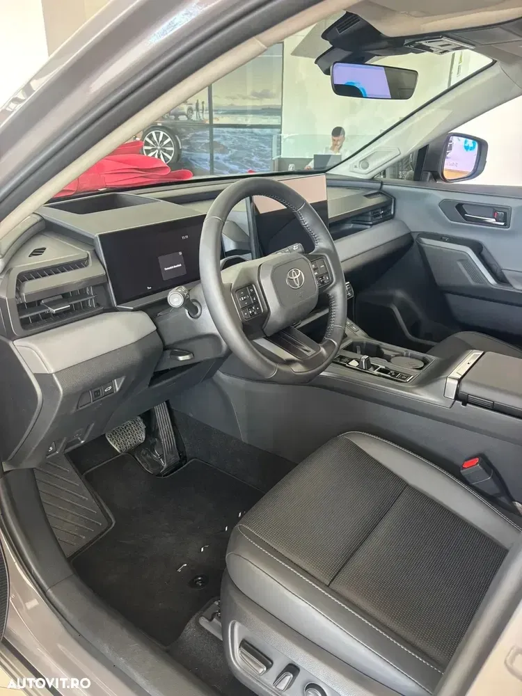 Toyota RAV4 — imagine 2