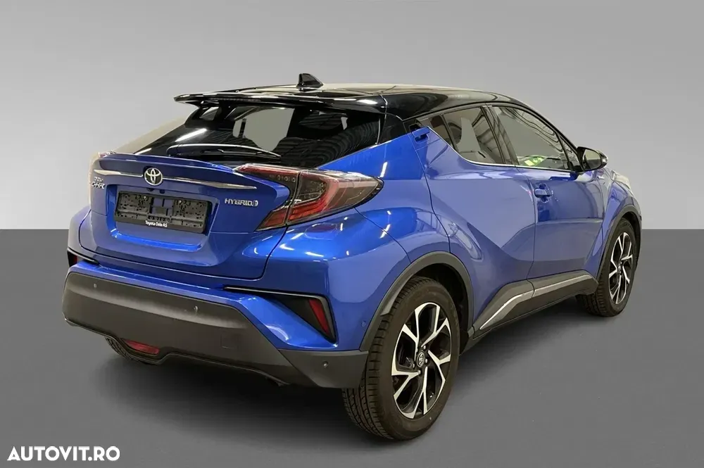 Toyota C-HR Lounge — imagine 2