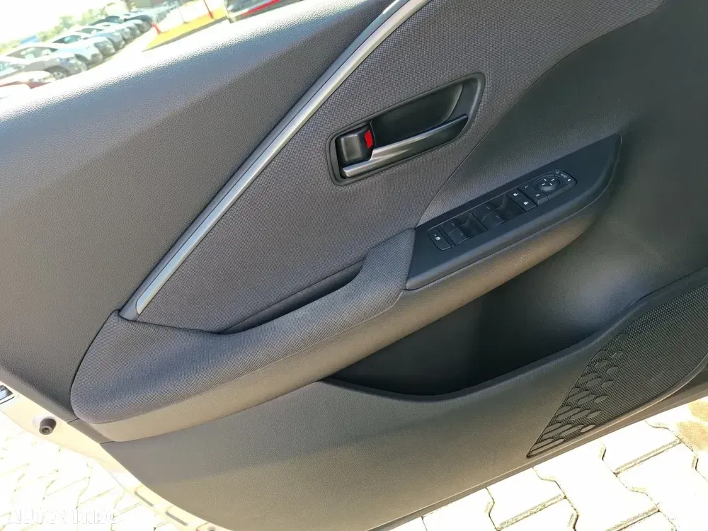 Toyota C-HR — imagine 3