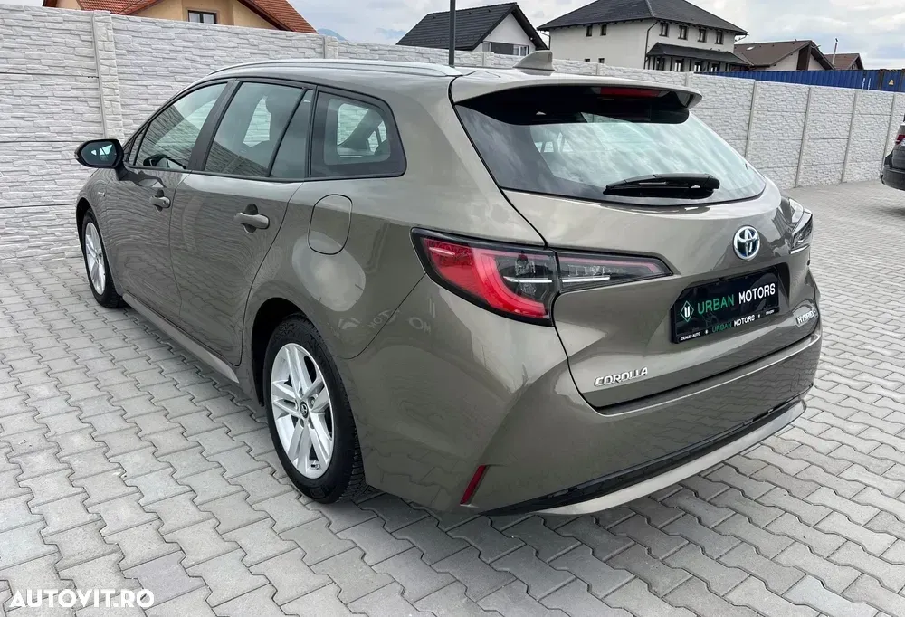 Toyota Corolla 1.8 Business Edition — imagine 2