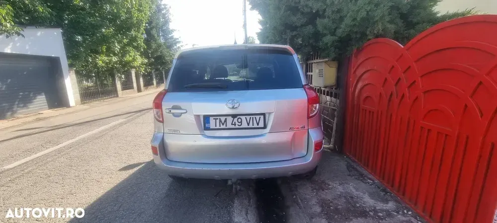 Toyota RAV4 III 2.2 D-CAT 4x4 Executive — imagine 2