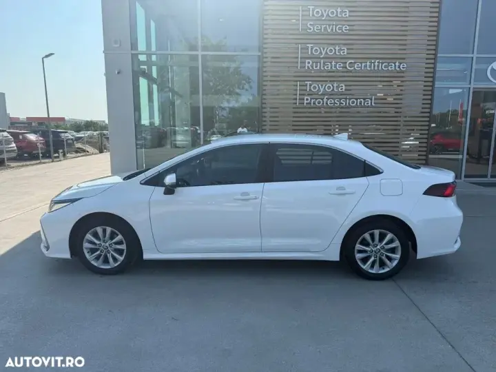 Toyota Corolla 1.8 HSD Business