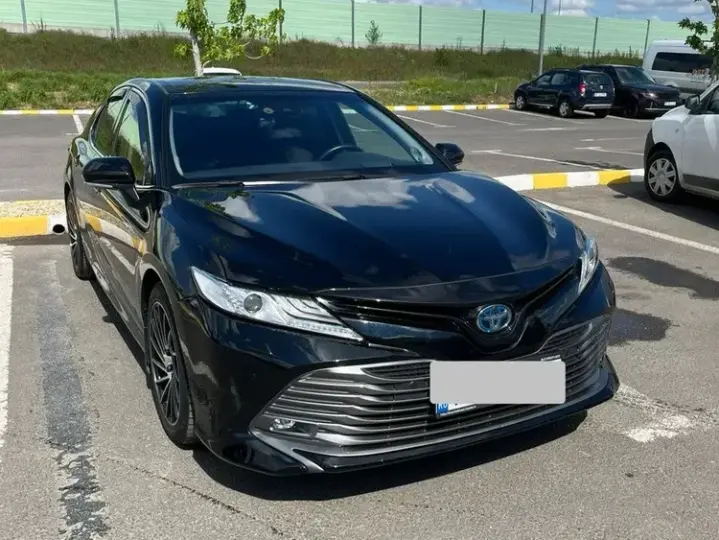 Toyota Camry VIII 2.5 Exclusive