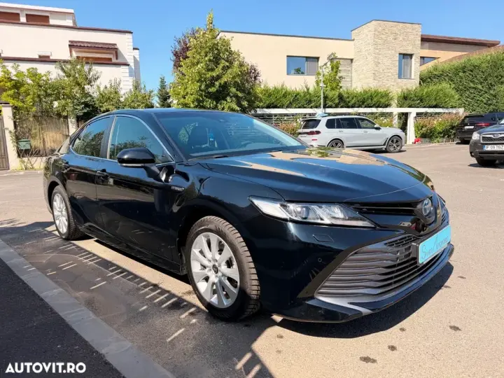 Toyota Camry VIII