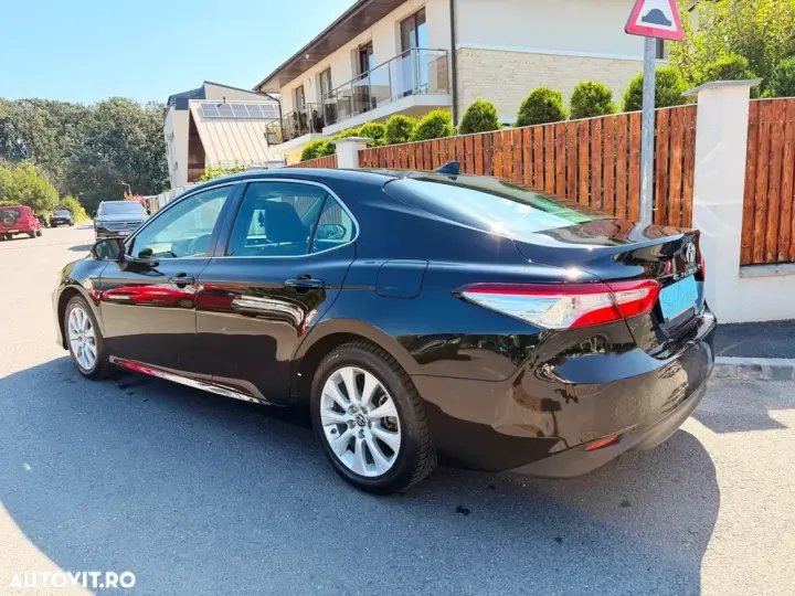 Toyota Camry VIII