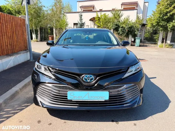 Toyota Camry VIII