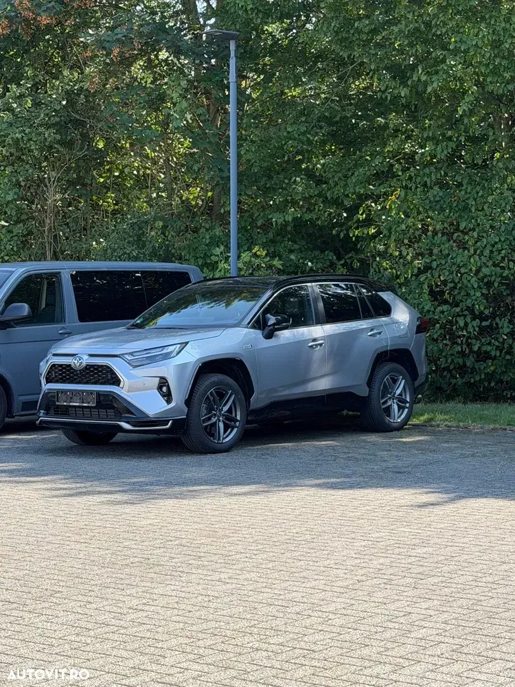 Toyota RAV4 V — imagine 5