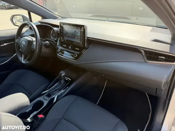 Toyota Corolla XII 1.8 HSD Business